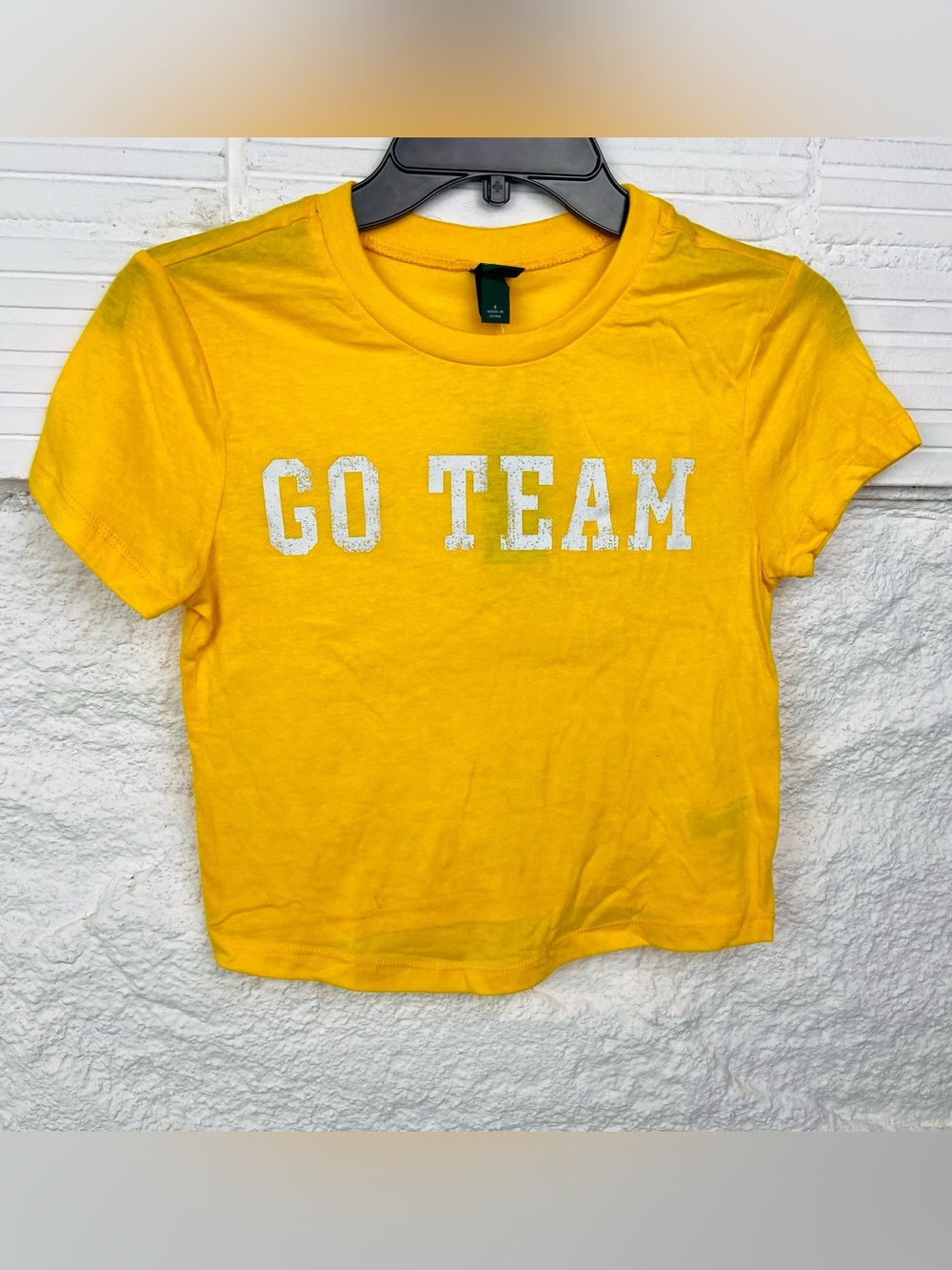 NWT wild fable Yellow “Go Team” Crop Top size small